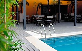 Hotel Urbano Posadas